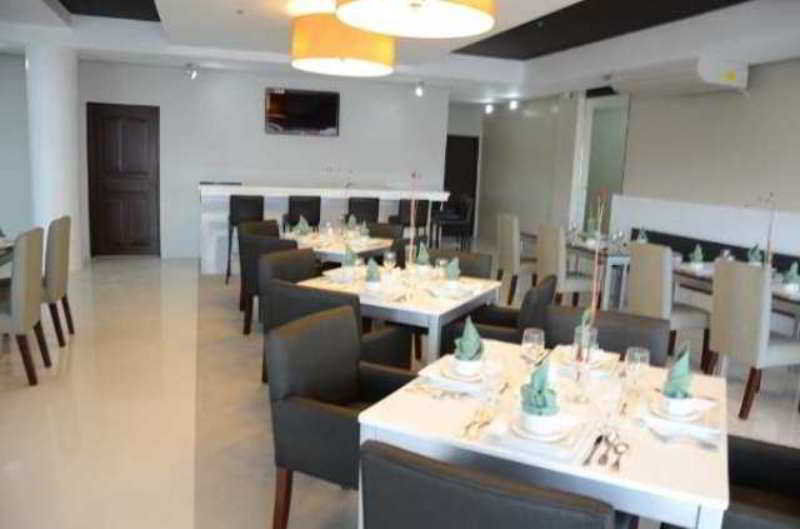 Empire Suites Hotel Puerto Princesa Екстер'єр фото